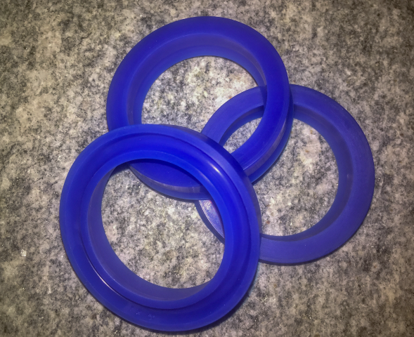 Montabert HC water seals, Roxar seals for Montabert drifters (HC50, HC109, HC158,...) High quality OEM equivalent parts for rock drifters. Made in Europe.